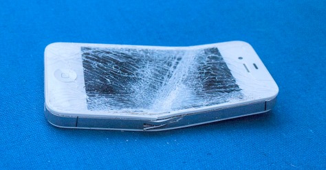 broken iphone 4s, slomljeni ajfon 4s